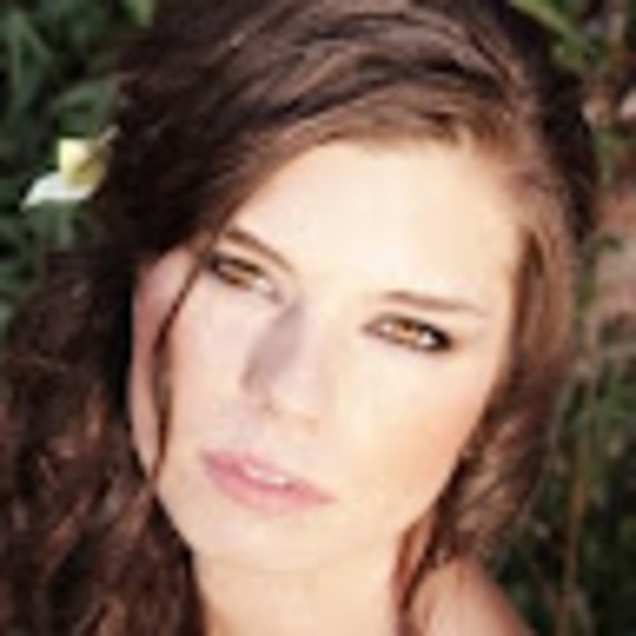 Meet your Posher, Megan - Picture 1 of 1